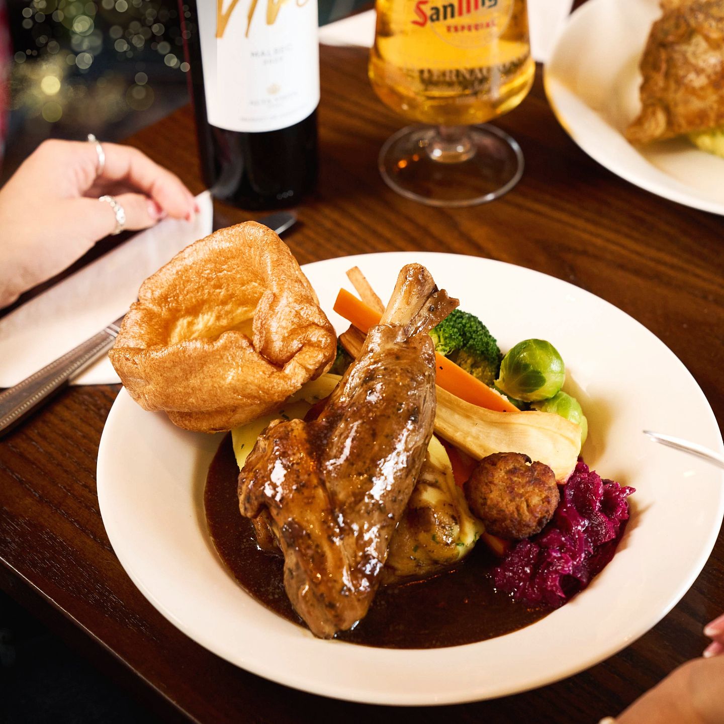 Christmas Day Lunch, Dinner & Dining at The Magna Carta in Lincoln