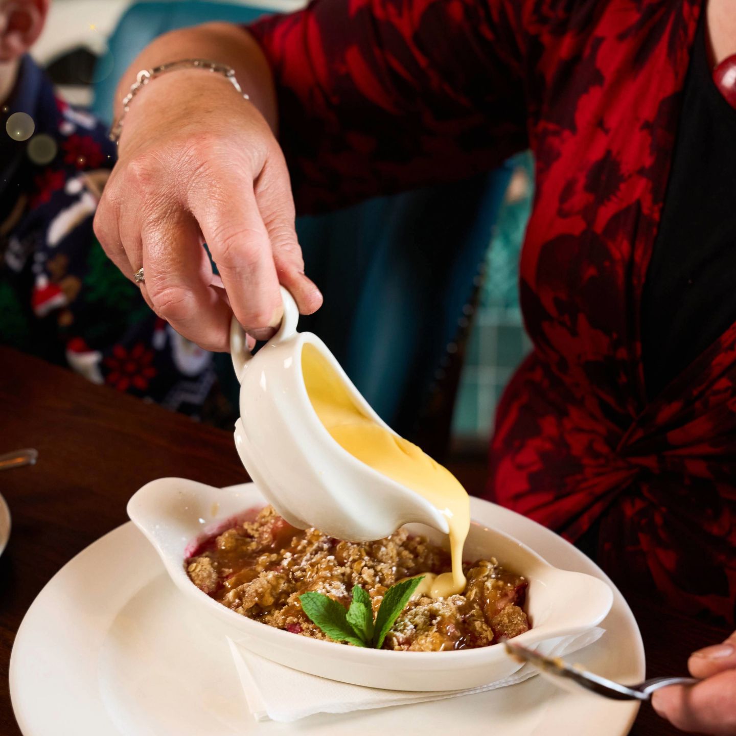 Christmas Day Lunch, Dinner & Dining at The Magna Carta in Lincoln