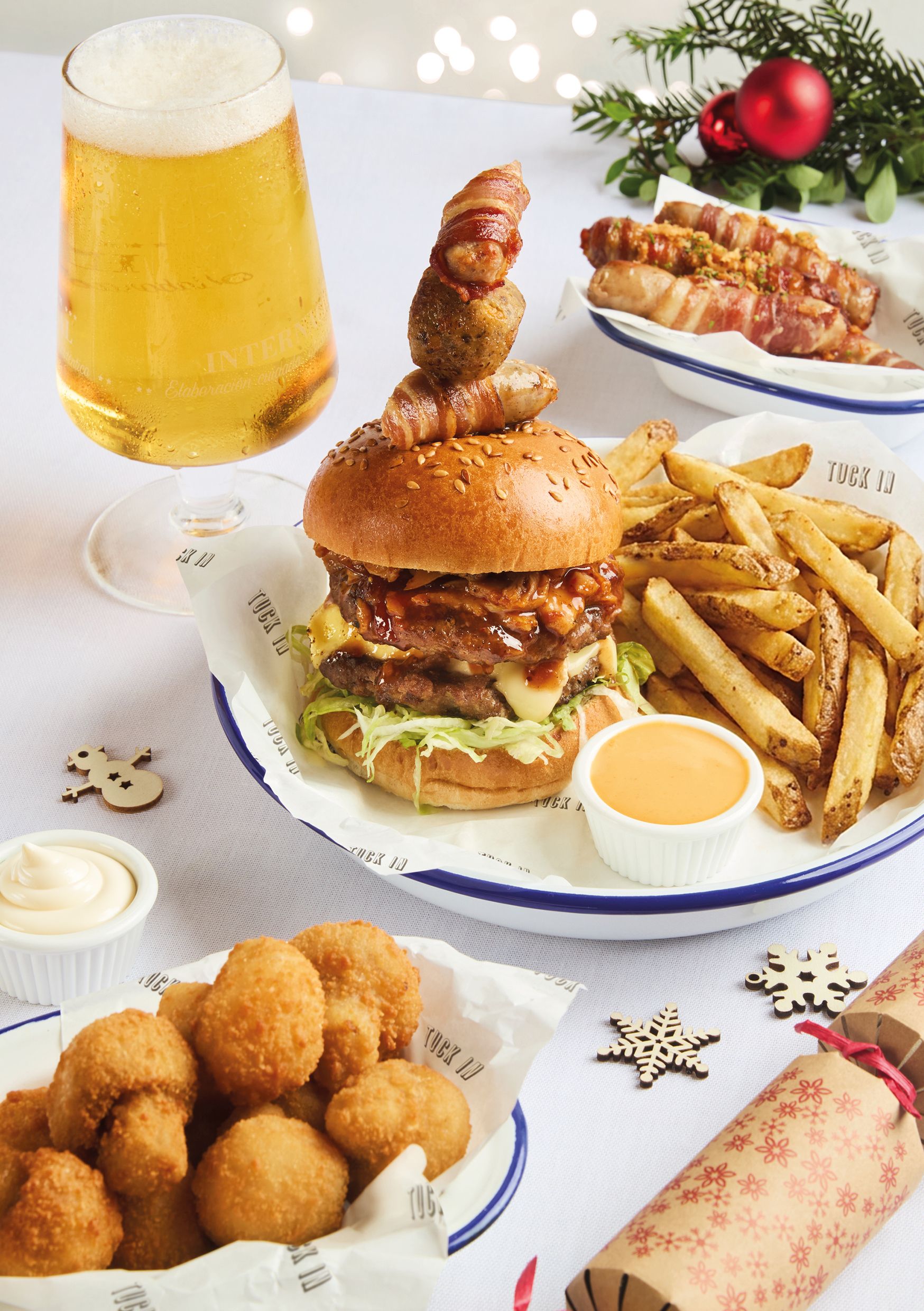 Festive Lunch & Dinner at The Magna Carta in Lincoln